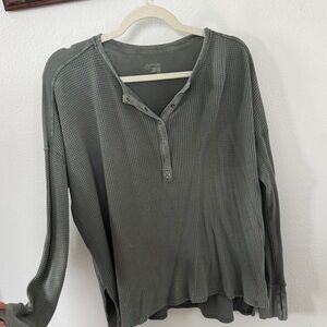 Men's Long-Sleeve Waffle Henley Shirt - Gray